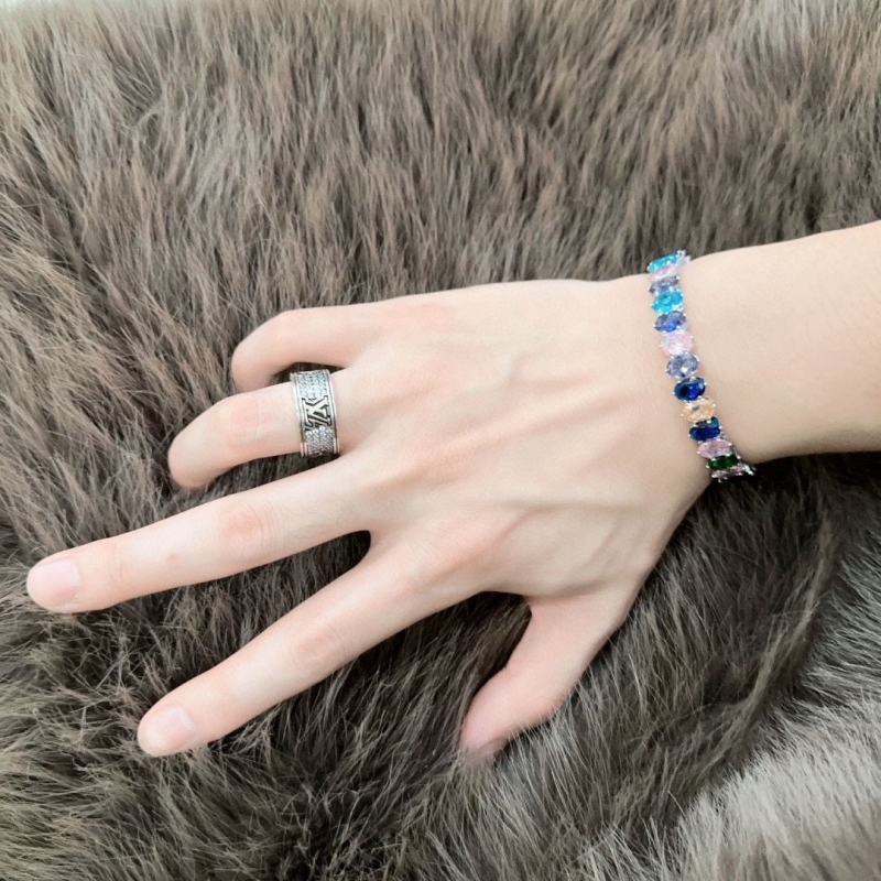 T*f*ny bracelets